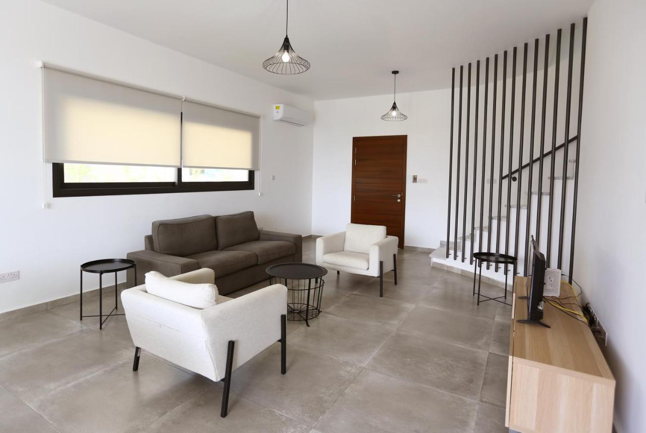 Villa Yria Coral Bay Bagian luar foto