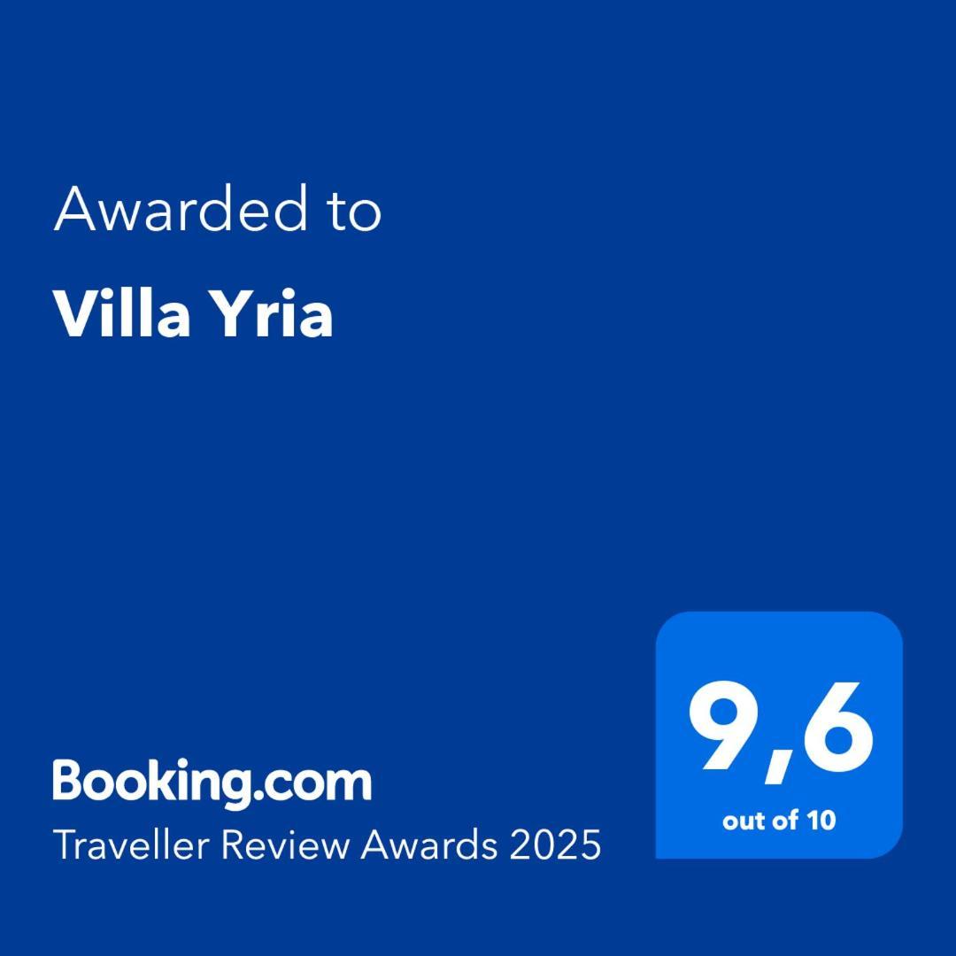 Villa Yria Coral Bay Bagian luar foto
